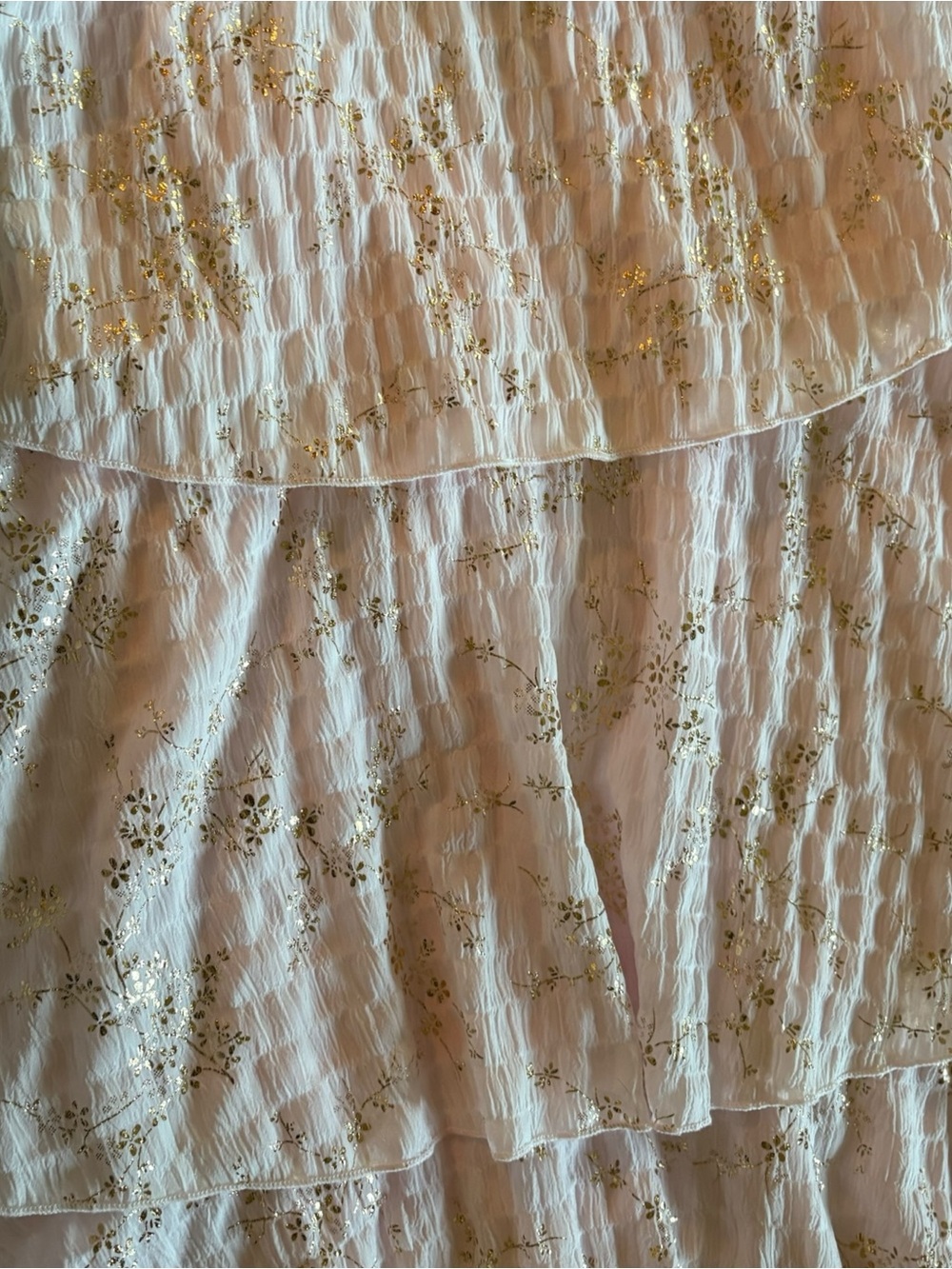 Lucy in the Sky Blush Metallic Floral Tiered Lace Up Back Maxi Dress Small - Picture 9 of 10
